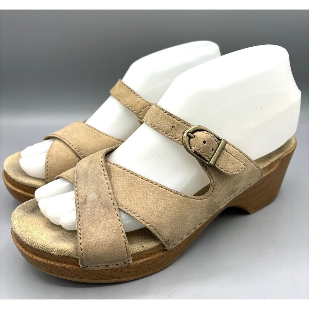 Dansko Women’s Sandals Wedge Strap Buckle  Leather Size 38‎